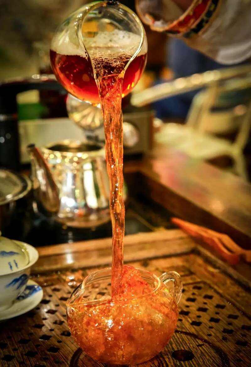 来不来雅安喝茶？回答我！