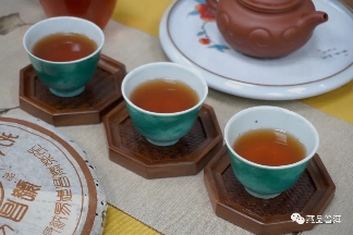 03年易昌号名茶介绍!易昌号大饼、易昌号小饼、易昌号沱茶 03年易昌号名茶介绍!易昌号大饼、易昌号小饼、易昌号沱茶
