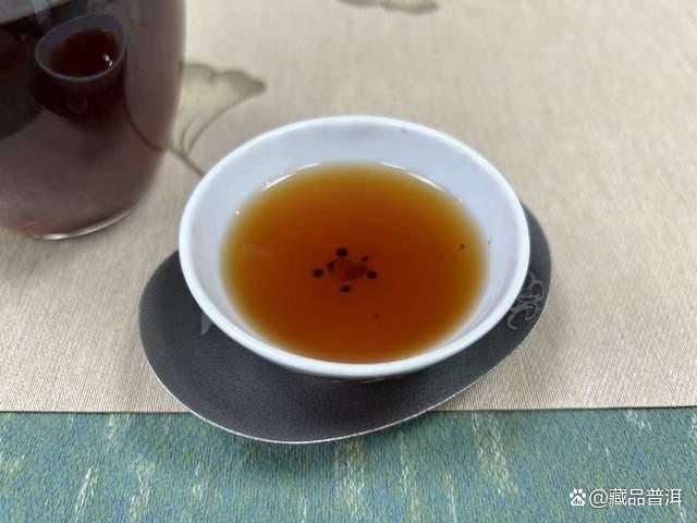 大益801高山韵象熟茶评测:陈香木韵,被低估的精品熟茶 大益801高山韵象熟茶评测:陈香木韵,被低估的精品熟茶