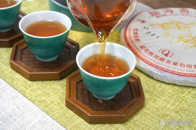 2005南峤双狮号502批烟韵纯正,白菜味茶香独特 2005南峤双狮号502批烟韵纯正,白菜味茶香独特