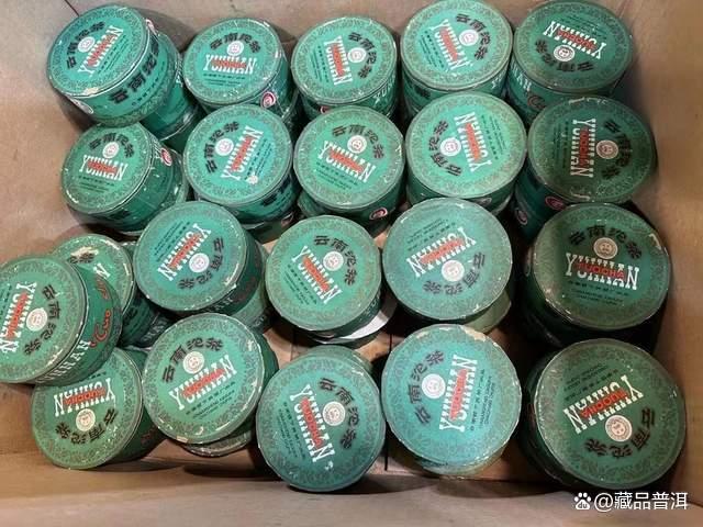 2000年绿盒甲沱：经典工艺与收藏价值解析