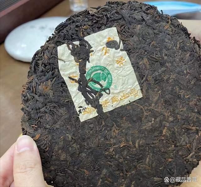 班章大白菜熟茶三款经典对比：大一号、大二号、特二号解析