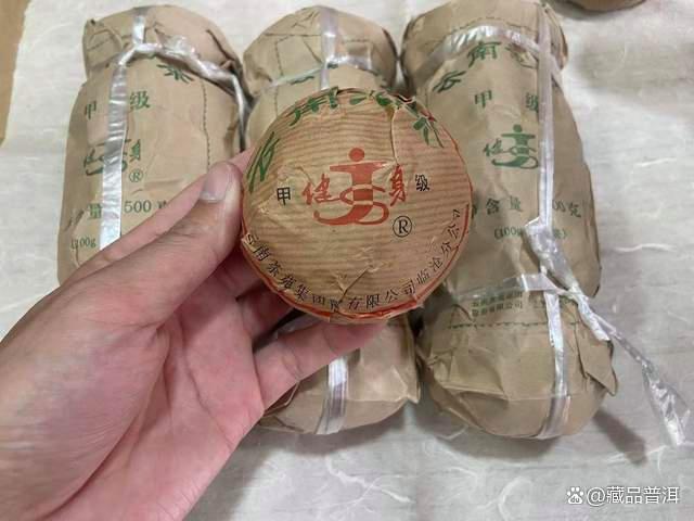 健身沱茶：烟香浓醇，品质出众的普洱经典