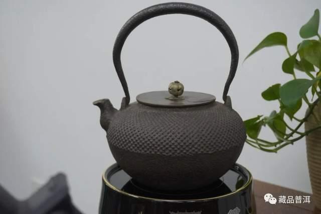 普洱老茶冲泡方法详解，掌握茶性方能品出真味