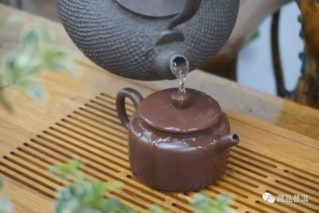 普洱老茶冲泡方法详解，掌握茶性方能品出真味