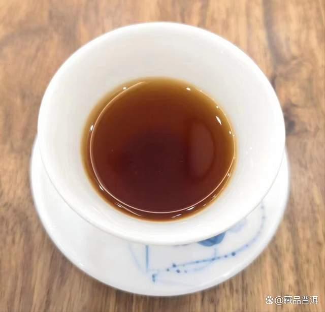 94事业熟饼：经典熟茶代表，品质卓越品鉴全解析