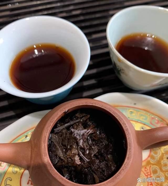 97水蓝印7572熟饼，改制前国营勐海茶厂出品，玩家级标杆熟茶！