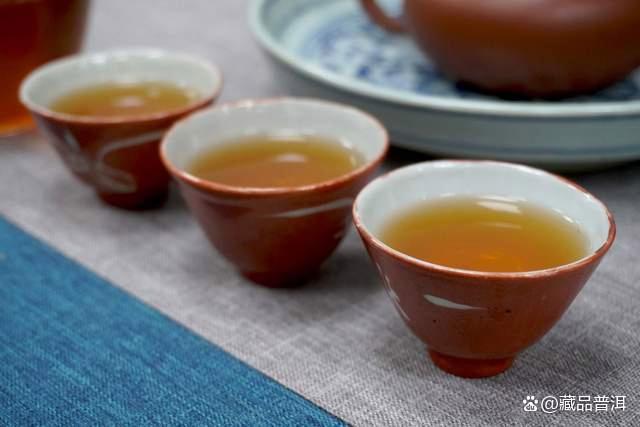 昌泰2003年易昌号500克大沱，市场现货较少，收藏级普洱生茶！