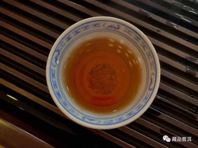 96紫大益:88青饼继承人!如何辨别真伪?实拍真品96紫大益的细节 96紫大益:88青饼继承人!如何辨别真伪?实拍真品96紫大益的细节