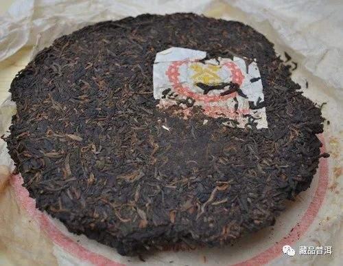 90年代十款标杆普洱老茶盘点！92方砖、96紫大益、97水蓝印……