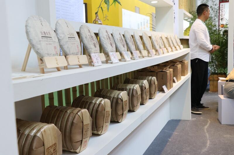 普洱茶市场库存堆积如山,定价体系亟需改革 普洱茶投资分析:市场洗牌,洗的就是性价比