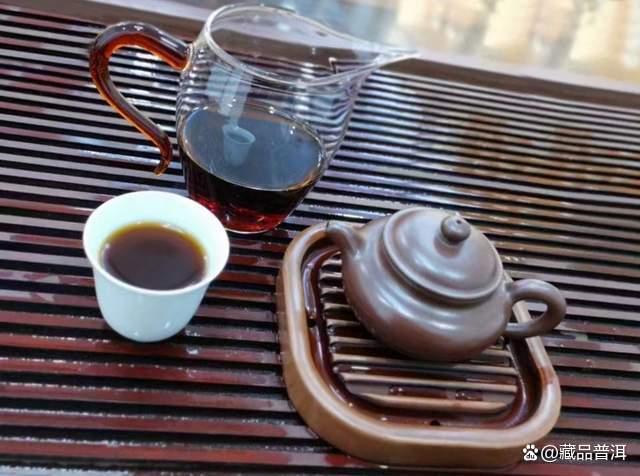 大益1994年熟茶砖的历史背景与鉴赏要点