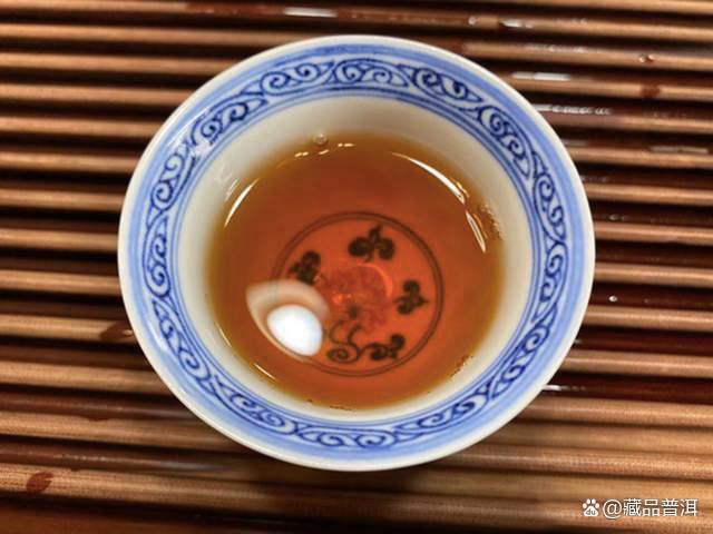 八角亭2004年限量版古树圆茶品鉴与收藏价值解析