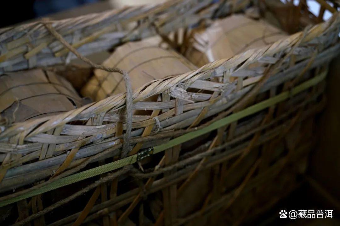 冬季普洱茶存放指南:南北方防干防潮要点解析 冬季普洱茶存放指南:南北方防干防潮要点解析