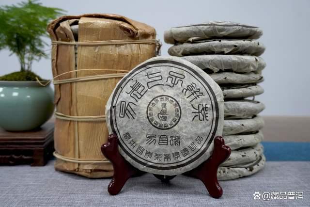 易昌号小饼:品味易武野生茶的经典中期精品 易昌号小饼:品味易武野生茶的经典中期精品