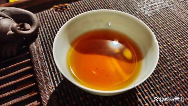 99易昌号篆体正品解析，易武野生茶标杆的收藏价值