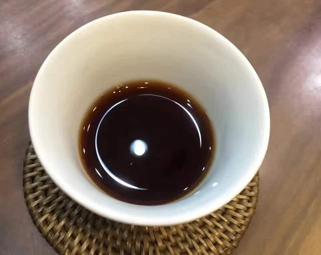 2002年紫大益7572熟饼深度解析：工艺特点与市场价格分析