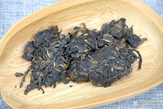 普洱茶泡法技巧详解:掌握7比3投茶比例冲泡要点 普洱茶泡法技巧详解:掌握7比3投茶比例冲泡要点
