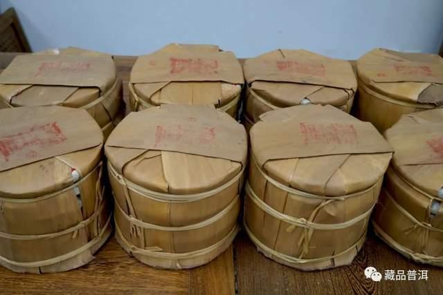 普洱老茶验货必备四大步骤：验大票看品相闻香气品茶汤