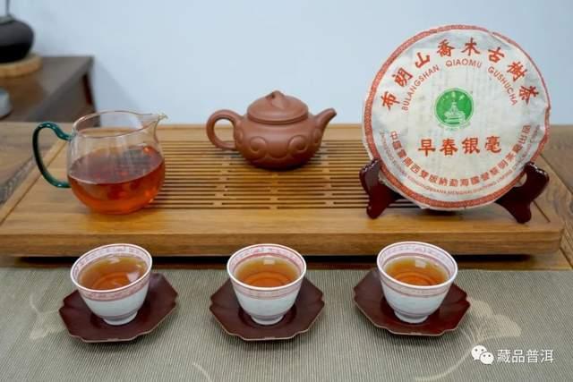 普洱老茶验货必备四大步骤：验大票看品相闻香气品茶汤