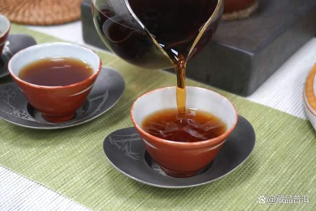 大益1801早春乔木熟饼深度评测:经典复刻高端熟茶品鉴 大益1801早春乔木熟饼深度评测:经典复刻高端熟茶品鉴