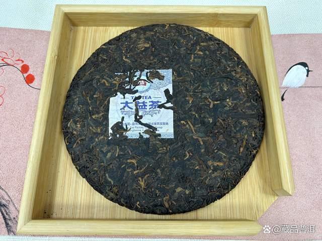 大益1801早春乔木熟饼深度评测:经典复刻高端熟茶品鉴 大益1801早春乔木熟饼深度评测:经典复刻高端熟茶品鉴