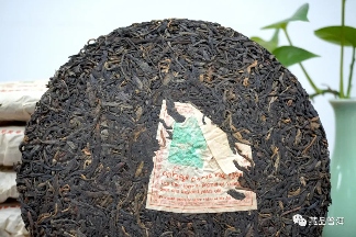 2003年景迈千年古树茶品鉴指南：何仕华监制经典之作