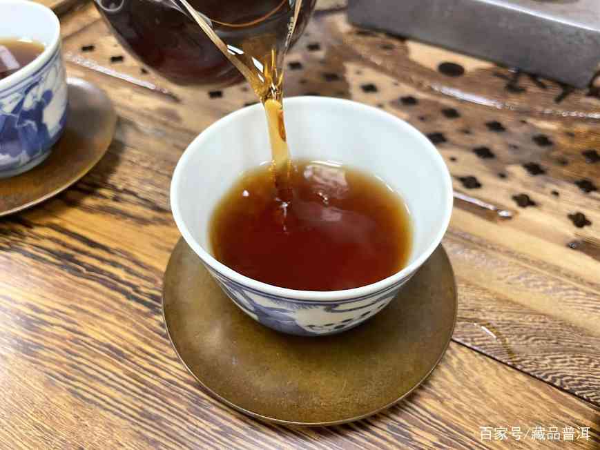2003年紫大益7572熟饼深度解析，经典配方二十年陈化魅力