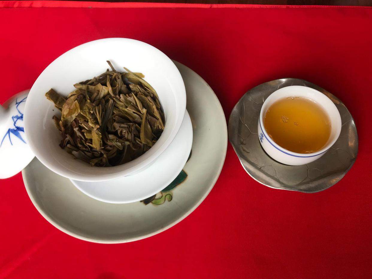 冰岛普洱茶价格与口感解析，冰岛五寨茶叶品质特点揭秘
