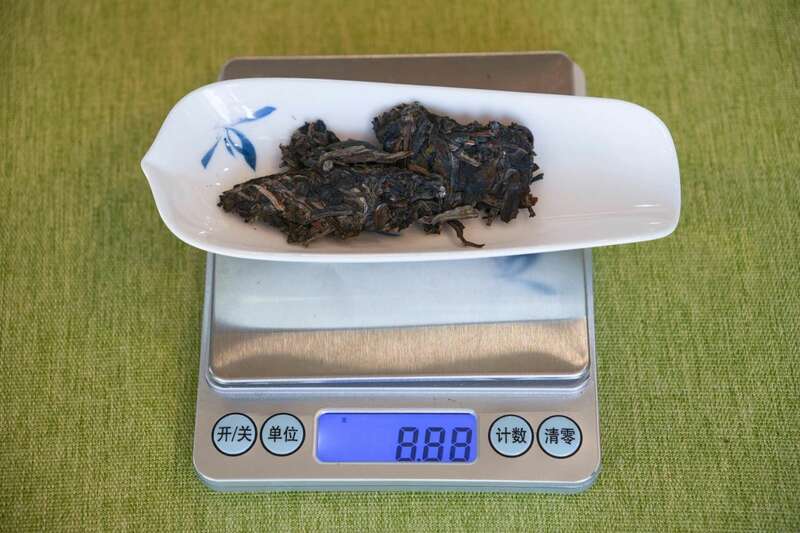 万市长虹陈料饼茶与古树饼茶品鉴体验,勐宋版纳茶区原料工艺解析 brand_alt_mark