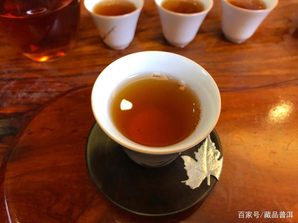 小88青饼前世今生:白水清2007年勐海早春老树茶传奇 小88青饼前世今生:白水清2007年勐海早春老树茶传奇