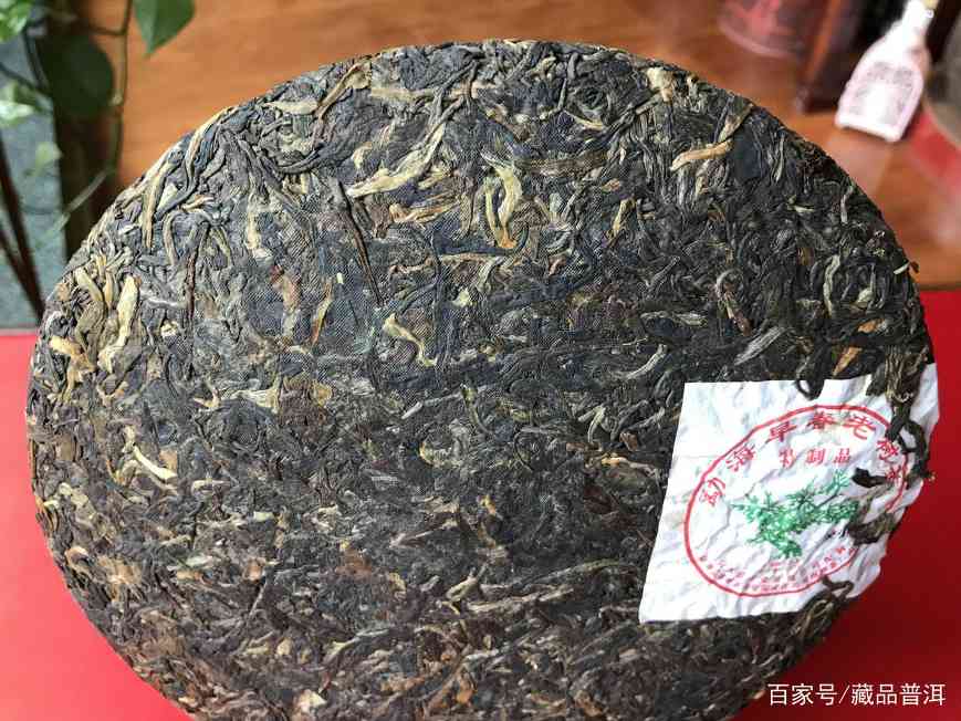小88青饼前世今生:白水清2007年勐海早春老树茶传奇 小88青饼前世今生:白水清2007年勐海早春老树茶传奇