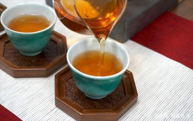 2006年兴海老班章生态乔木饼茶品鉴体验