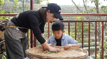 董有雄：茶农只能种茶？看茶田农庄如何玩转“茶旅”新经济