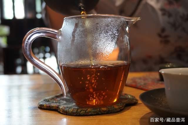 普洱老茶鉴别技巧详解，四步教你识别真伪避免踩坑