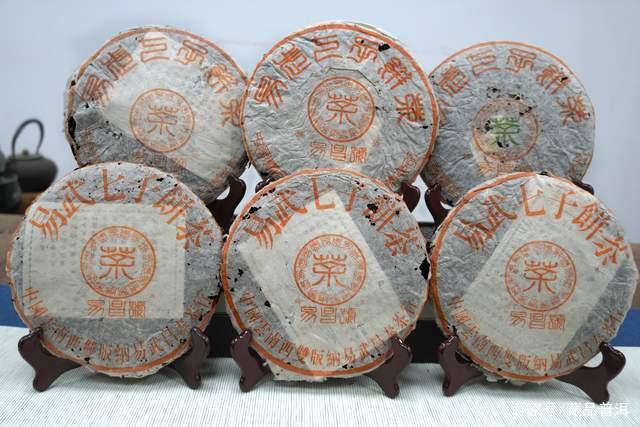 普洱老茶鉴别技巧详解，四步教你识别真伪避免踩坑