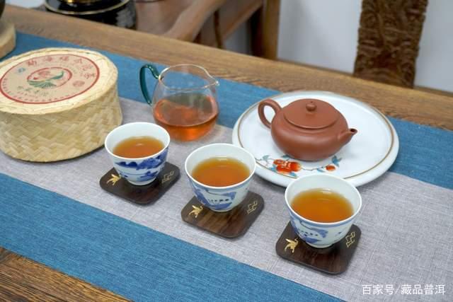 新生普洱茶如何判断陈化潜力？四个关键指标助你选对茶