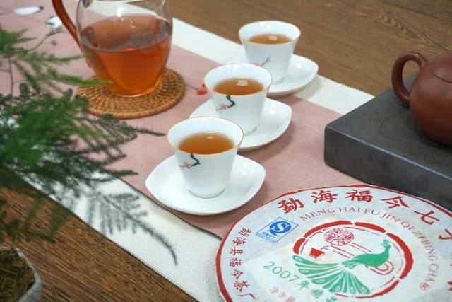 福今普洱茶多少钱？福今茶好喝吗？702批福今精品青饼评鉴