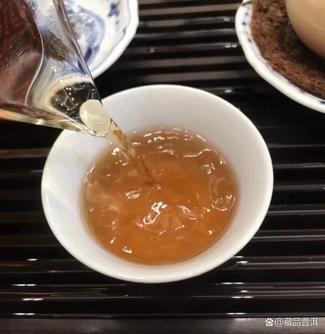 98下关碗口沱茶：经典陈香与独特茶香的探究