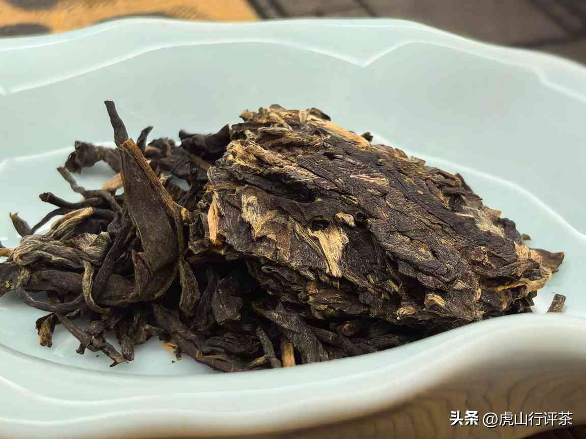 班章青饼三年转化评测 香气与喉韵持久度解析