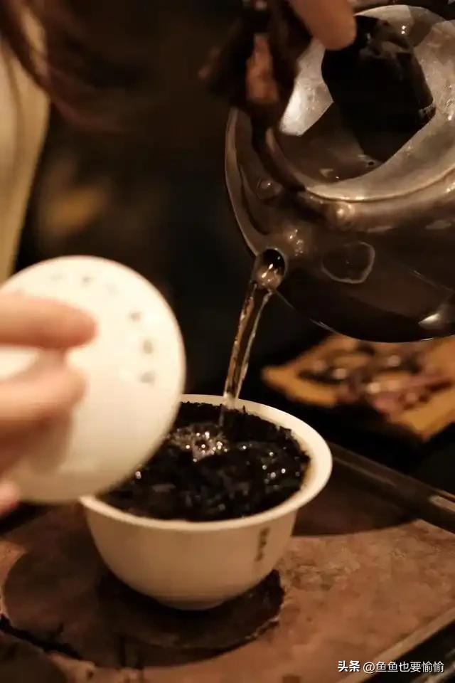 解析普洱茶品饮术语，从“说黑话”到“懂茶”的进阶指南