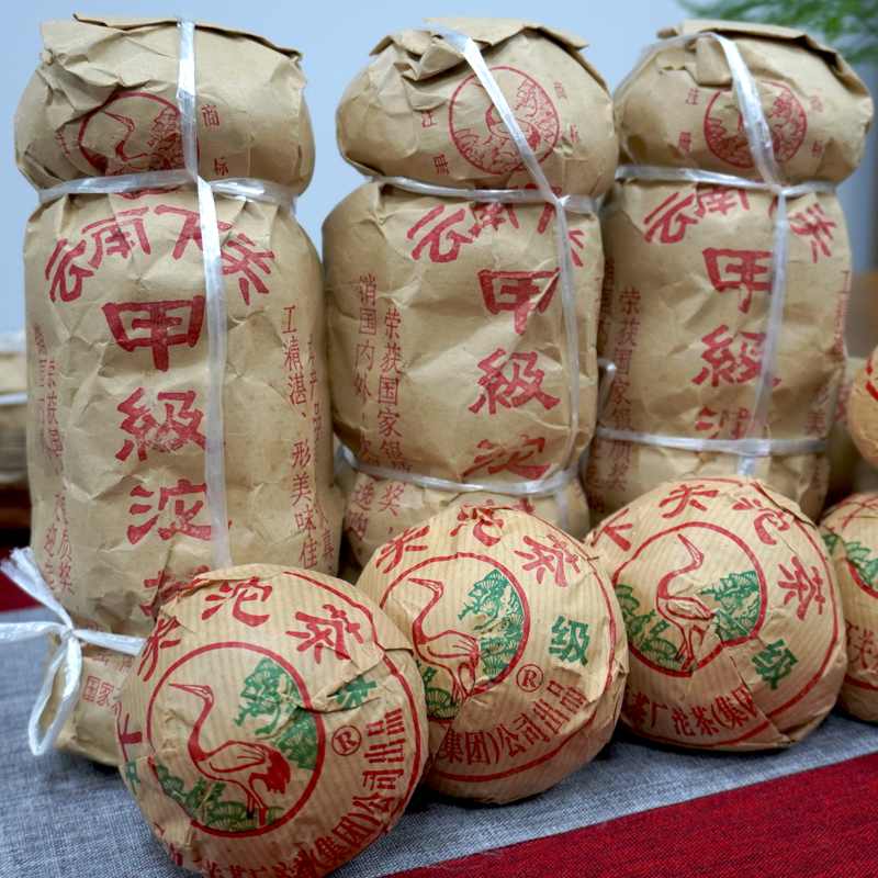 老生茶与熟茶如何区分?品鉴亮点解析 老生茶与熟茶如何区分?品鉴亮点解析
