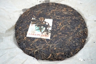 稀有勐海千年乔木古茶特点解析：烟香沉稳回甘持久