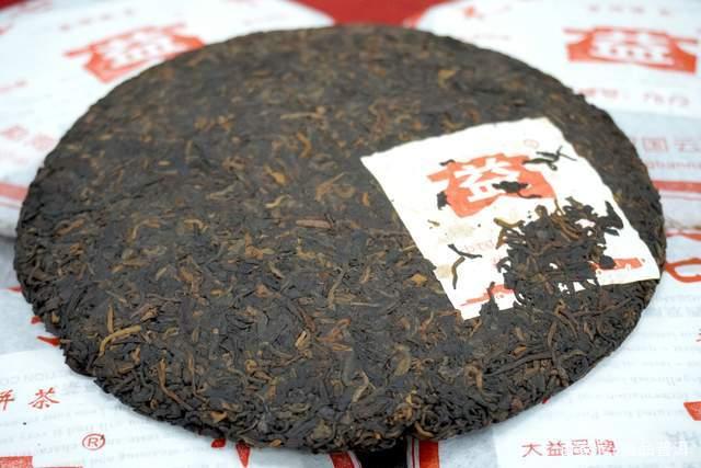 普洱熟茶7572与8592对比解析 普洱熟茶7572与8592对比解析