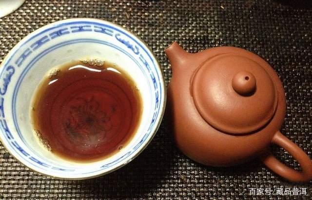 普洱熟茶7572与8592对比解析 普洱熟茶7572与8592对比解析