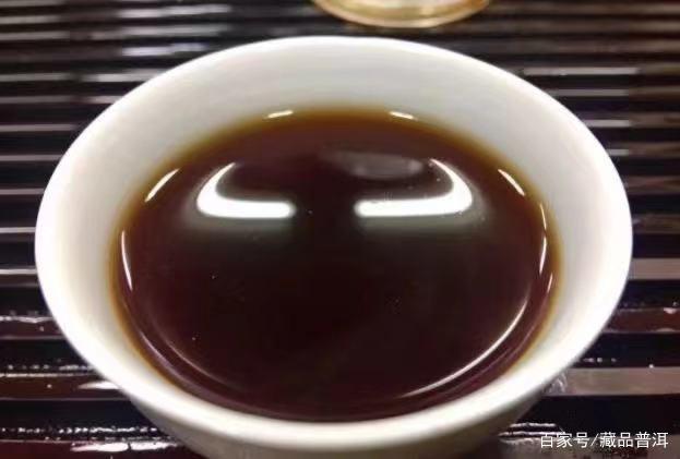 普洱熟茶之巅:白菜班章、孔雀班章,勐海茶厂高端茶料压制! 普洱熟茶之巅:白菜班章、孔雀班章,勐海茶厂高端茶料压制!