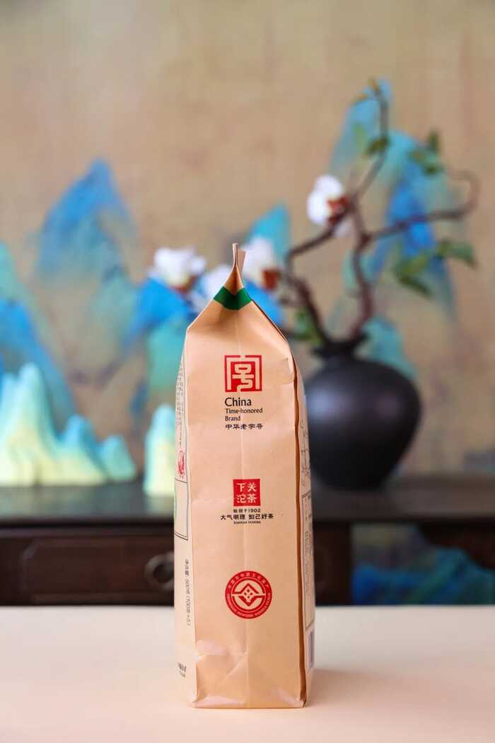 二十二年光阴沉淀 普洱茶陈化价值传承 2025下关特沱:经典口粮,等你续仓!