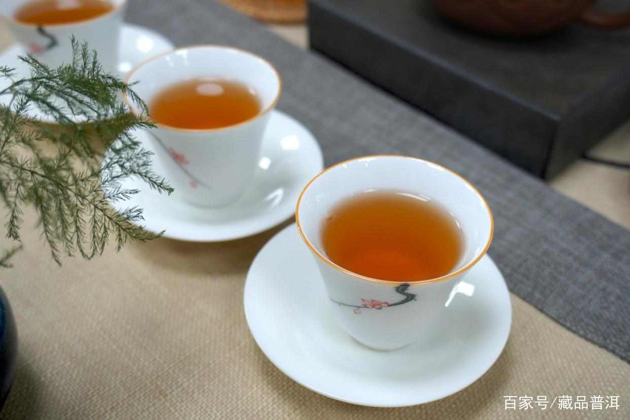 普洱茶仓储差异解析：不同条件如何影响口感与价值