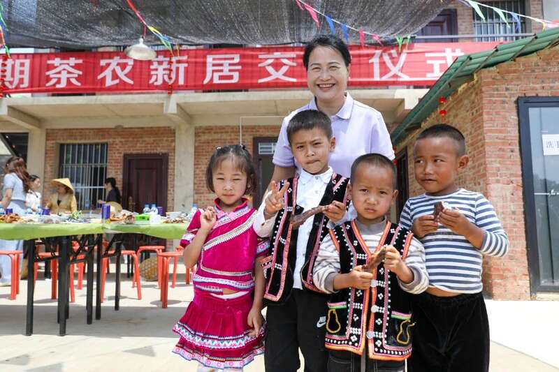 云南73家企业走进国家级农业产业化龙头"国家队" 大益集团树立普洱茶行业新标杆 载誉前行!大益荣膺农业产业化国家重点龙头企业