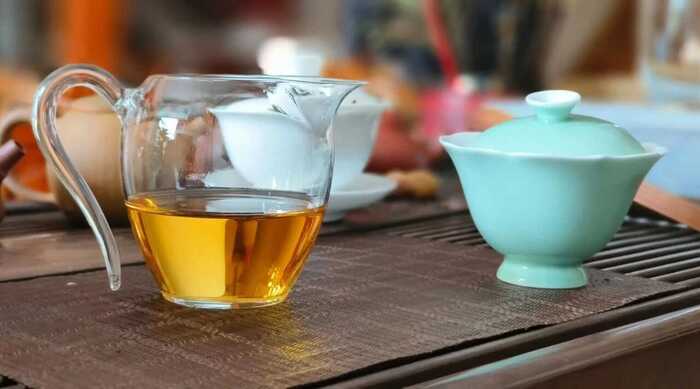 “年份越长，越有价值？”其实年份才是老茶最大的“坑”